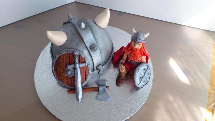 24 cake design viking 2